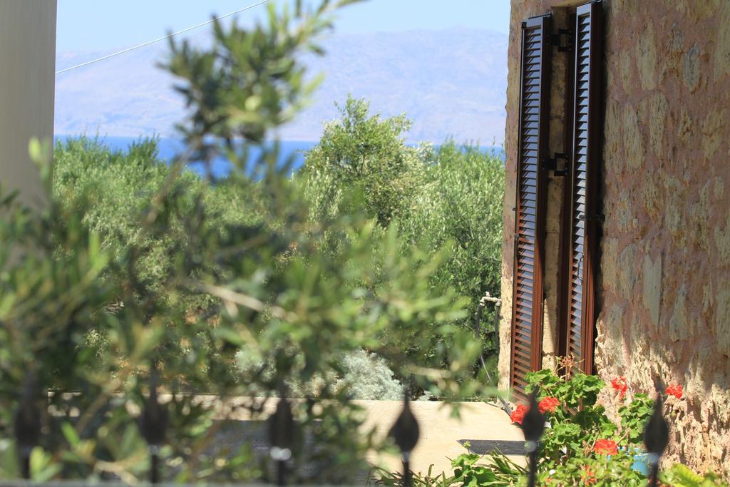Xenios Zeus Apartments Кісамос Номер фото